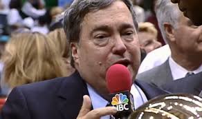 Jerry krause is a prominent figure in the last dance documentary, but the former bulls general manager is not alive to discuss his side of the disagreements featured. Jerry Krause Laid Out Precisely Why He Broke Up The Bulls In Unpublished Book