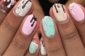 While burgers and fries are perfect for winter, sweet ice creams scream summer. Cute Summer Nail Ideas Fashionisers C