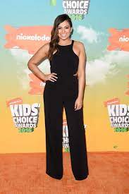 wore for the 2016 kids choice awards