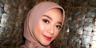 tutorial makeup kondangan bikin cantik