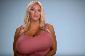 Woman Self-Inflated Her Breast Implants to Weigh 20 Lbs.