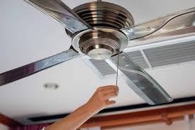 ceiling fan making a grinding noise