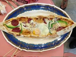 It's never too early for breakfast at satay by the bay with a wide selection of coffee and tea! Boat Shaped Pizza Picture Of Satay By The Bay Singapore Tripadvisor