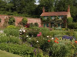 Hoveton Hall Gardens Visit Norfolk