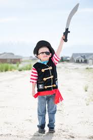 boys pirate costume with sword