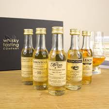 single malt whisky gift set by whisky