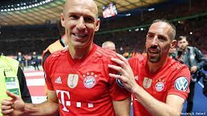 Arjen robben and douglas costa were teammates at bayern munich. Arjen Robben Retires After Stellar Bayern Munich Career Sports German Football And Major International Sports News Dw 04 07 2019