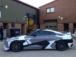 However, wrap installation companies install vinyl wraps so that they can be removed just as effectively. Car Styles The Pros And Cons Of Car Wrapping Chipsaway