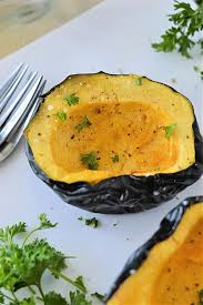 how to cook acorn squash in microwave