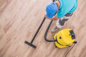 vacuum cleaners on hardwood flooring