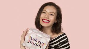 singles day makeup junkie box