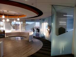 the benefits of glass wall partitions