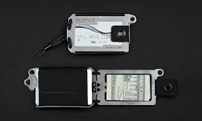 Trayvax Axis Stainless Steel Wallet