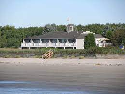 The seaside inn has a two night midweek special starting at $149 for a two night stay, including book your summer vacation at the seaside inn and pay the 2018 rate. Seaside Inn Kennebunk Beach Maine Seaside Inn
