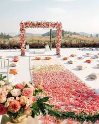 Flower Decoration Ideas For Weddings