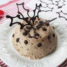 This is a refreshing, light dessert; Cultured Cream Christmas Ice Cream Pudding Luvele Es