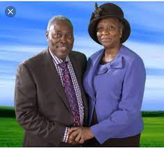 What men should know about their relationship with their wife by pastor kumuyi(deeper life christian ministry). See Beautiful Pictures Of Pastor Kumuyi And His Family Nobelie