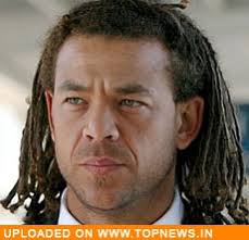 Australian all-rounder Andrew Symonds has revealed reason for which he was sent back from England during ICC T20 World Cup last month. - Andrew-Symonds002