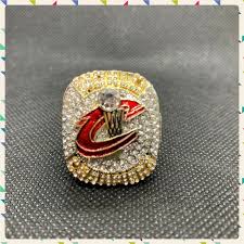 .cavaliers championship ring replica rings basketball ring team ring gift fans ring memorial ring came with delicate wood gift box ,if you don't need it ,please choose the :only ring. Lebron James Championship Ring Cleveland Cavs Cavaliers 2016 World Champions 14 For Sale Online Ebay