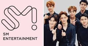 Exo • let us love. Netizens Criticize Sm Entertainment After Making Changes To The Release Of Exo S Upcoming Album Don T Fight The Feeling Koreaboo
