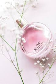 close up photo of hollister fragrance
