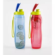 Prkatis bawa air minum pakai botol minum tupperware kecil, besar ukuran 300 ml, 500 ml 750. Best Seller Botol Minum 1ltr Tupperware Eco Bottle 1l 1 L 1 Lainya Botol Air