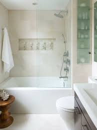 Manchmal ist das bad sehr klein, aber eine dusche möchte man trotzdem einbauen. Kleine Badezimmer 33 Ideen Und Tipps Zur Farbgestaltung Im Bad