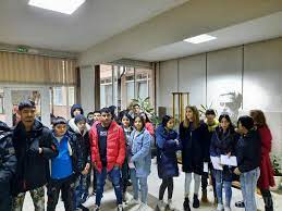 Schimb de experienta: Elevi de gimnaziu din Ineu au „testat” atelierele...