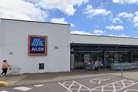 For the year 2021 these revisions include xmas, new year's day, easter monday or anzac day. Aldi Announces Change To Irish Store Opening Times Cork Beo