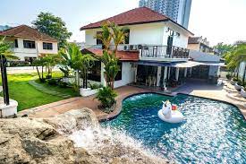 Popular attractions penang hill and komtar are located nearby. Ivc Villa 61 Bungalow Wt Private Pool Bt Ferringhi Penang Malaysia Photos Room Rates Promotions