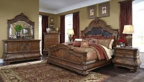Hey golden keys, 20/20 vision come with me to haverty's as we look for the perfect bedroom suite for my master bedroom. Havertys Turner Bedroom Furniture