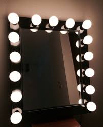 All Done Custom Vanity Makeup Mirror Made By Billy It Has A Dimmer Switch To Control The Amount Of Light Wante Marcos Para Espejos Espejo Con Luces Espejos
