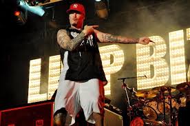 Limp bizkit is one of the many bands that people my age sometimes have to reckon with having been really into back then. The Lead Singer Of Limp Bizkit Is Totally Unrecognizable Now