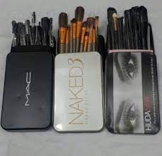 plastic mac makeup brush for travel