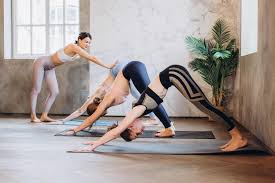 Das gute an aerobic für zu hause ist, dass man kaum etwas dazu anzuschaffen braucht. Yoga Ubungen Fur Zu Hause Funf Einfache Positionen Mit I Do