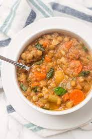 simple y vegan lentil soup recipe