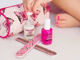 pretty and safe nail polish for s