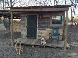 Tiny Pallet Cabin With Free Pallet Wood