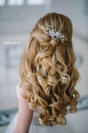 Half up half down hairstyles are type of styles that are suitable for almost any bridal style: 20 Awesome Half Up Half Down Wedding Hairstyle Ideas Elegantweddinginvites Com Blog