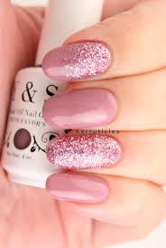 dusky pink gel with glitter kerruticles