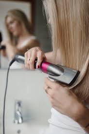 Shop the dyson airwrap™ hair styler. Review Dyson Airwrap Long Bits And Bobs By Eva