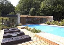 Roundles A Modern Pool House Made Of