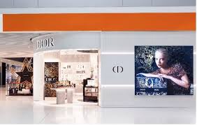 dior beauty opens boutique at panama t2