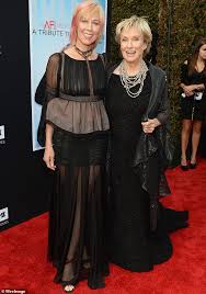Cloris leachman is a veteran comedian and film, television, and theatre actress from america. 0qp3urykbx6fsm