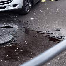 how to tell if your car is leaking oil