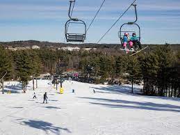 16 best ski resorts for skiing near boston