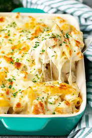 Baked Chicken With Alfredo Sauce On Top gambar png