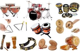 Gambar tamborin adalah instrumen perkusi yang dimainkan dengan cara memukul dan bergetar. Contoh Alat Musik Ritmis Lengkap Dengan Gambar Dan Penjelasannya