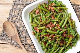 Cooked in a skillet with white wine, brown sugar, and butter, the pearl onions develop a fabulous savory and sweet flavor. 51 Easy And Delicious Christmas Side Dishes