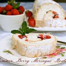 summer berry meringue roulade